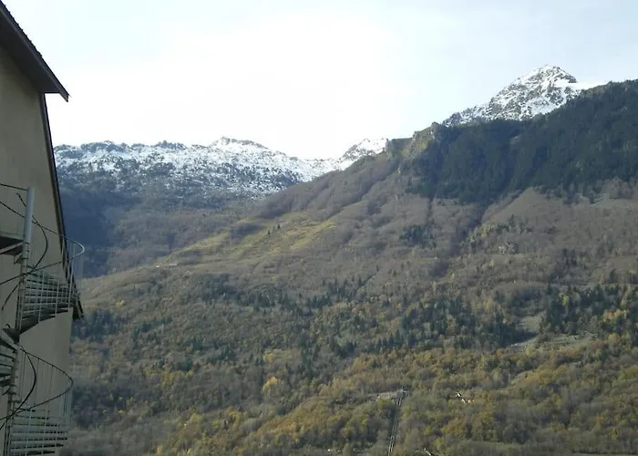 아파트 Agreable A 400 M Du Centre De Luz 뤼생소베르