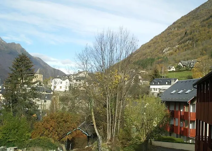 Agreable A 400 M Du Centre De Luz 뤼생소베르