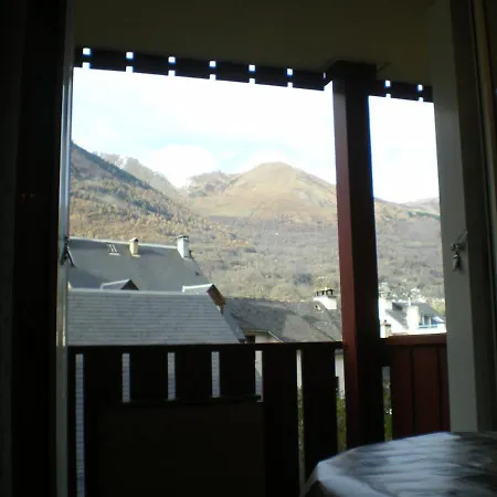 Agreable A 400 M Du Centre De Luz *