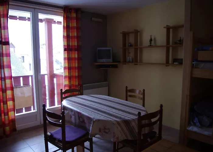 Апартаменты Agreable A 400 M Du Centre De Luz *